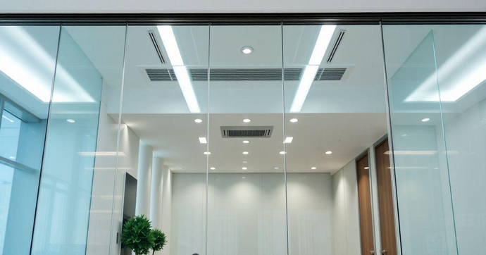 Divisória de Vidro Temperado: Estilo e Praticidade