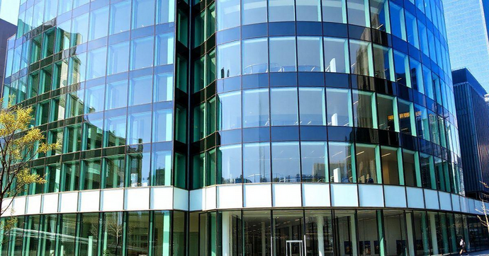 Envidraçamento de Fachada: Vantagens e Tipos