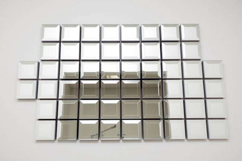 Mosaico de Espelho: Transforme Seu Espaço com Estilo e Criatividade